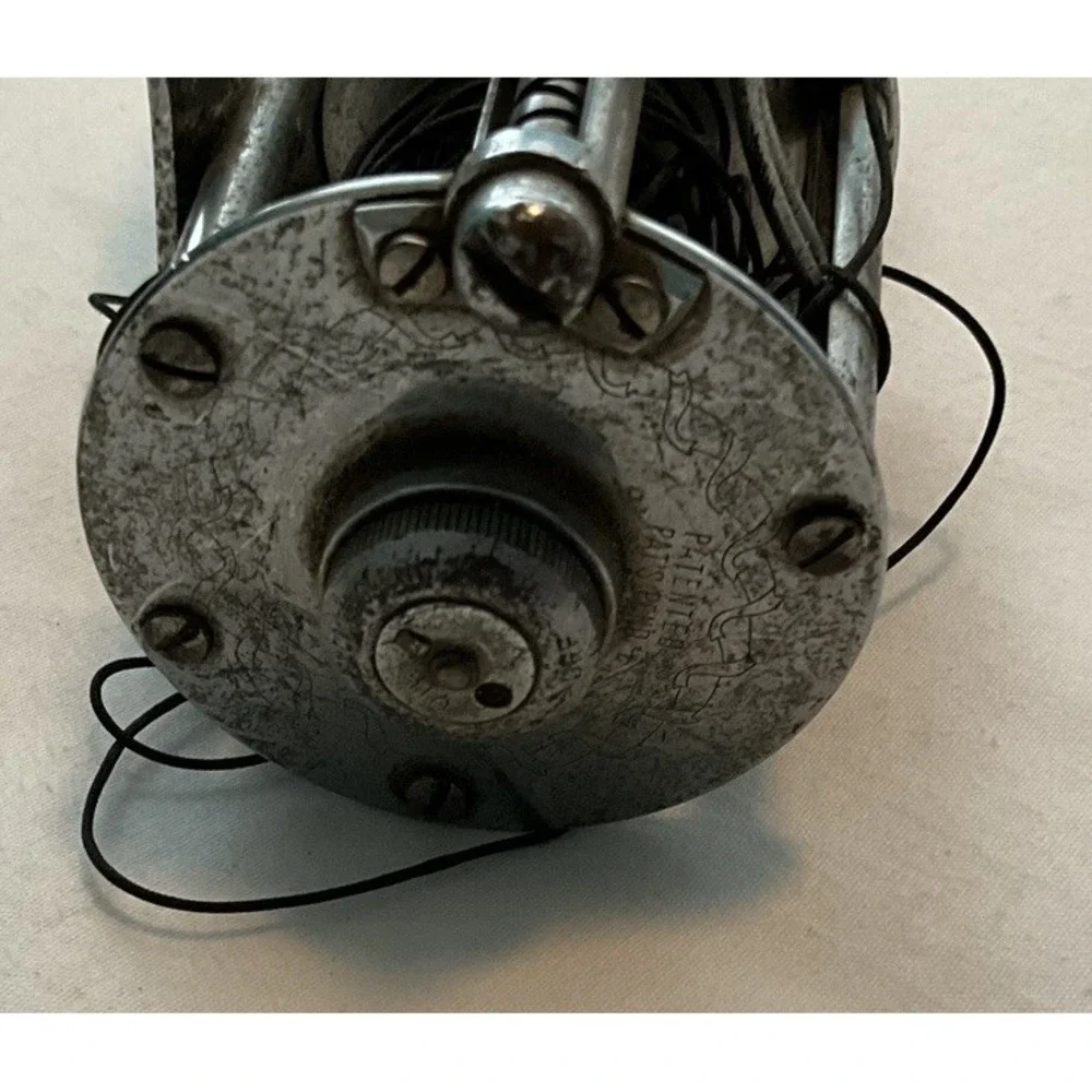 Vintage Fishing Reel Pflueger Skilkast No. 1953 Made in U.S.A.